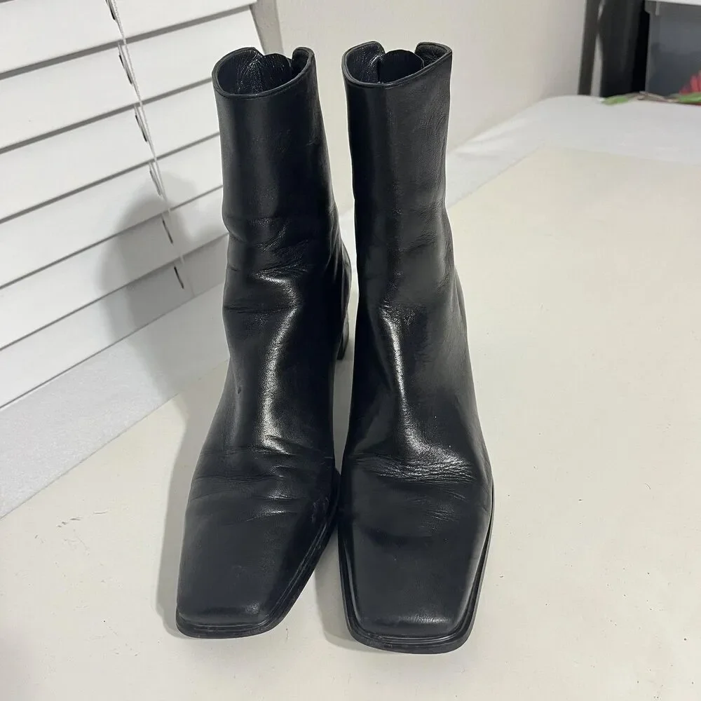 Stuart Weitzman Boots Womens Size 9.5 Black Leather Square Toe Block Heel Ankle
